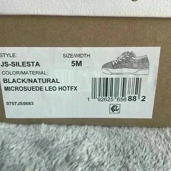 Jessica Simpson Silesta Sneaker in Leopard Size 5 NIB - Picture 3 of 7